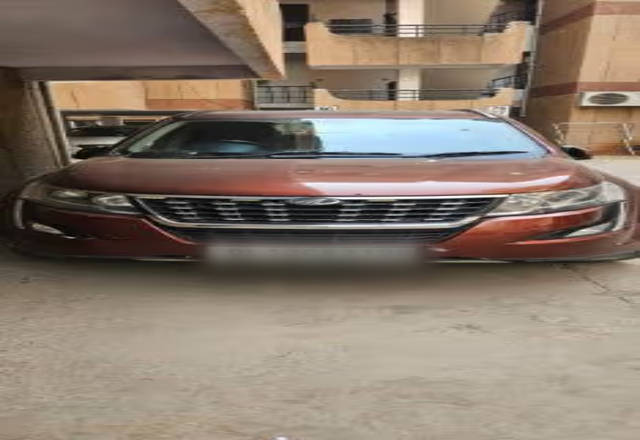 https://images10.gaadi.com/usedcar_image/4534726/original/0b88ad36-5afc-4567-9a49-eac8e946700d.?imwidth=6400