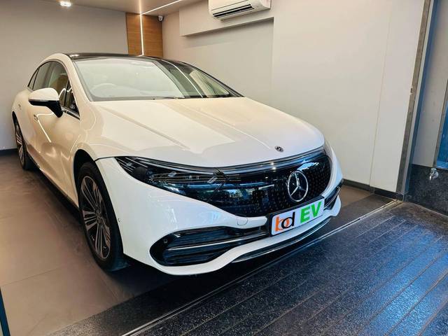 https://images10.gaadi.com/usedcar_image/4534739/original/processed_1832cb754bf615db46bef4f6d1f28f75.jpeg?imwidth=6401