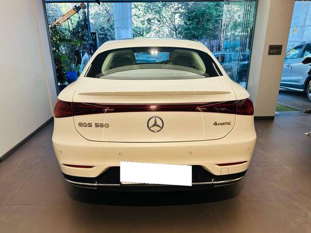 https://images10.gaadi.com/usedcar_image/4534739/original/processed_d32b5b513cbf8dd06f22af5d6d735641.jpeg?imwidth=6402