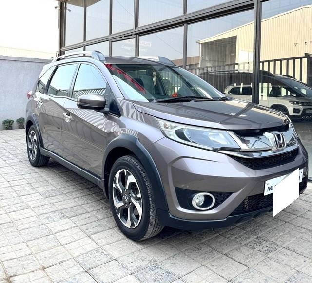 https://images10.gaadi.com/usedcar_image/4534741/original/processed_86a472def79b402c23964ed7ad1bb797.jpg?imwidth=6400