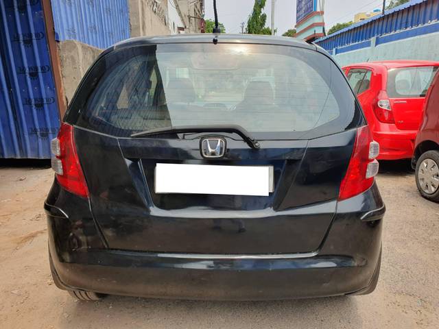 https://images10.gaadi.com/usedcar_image/4534749/original/processed_980679f40247813f531b8b15b00970f3.jpg?imwidth=6401