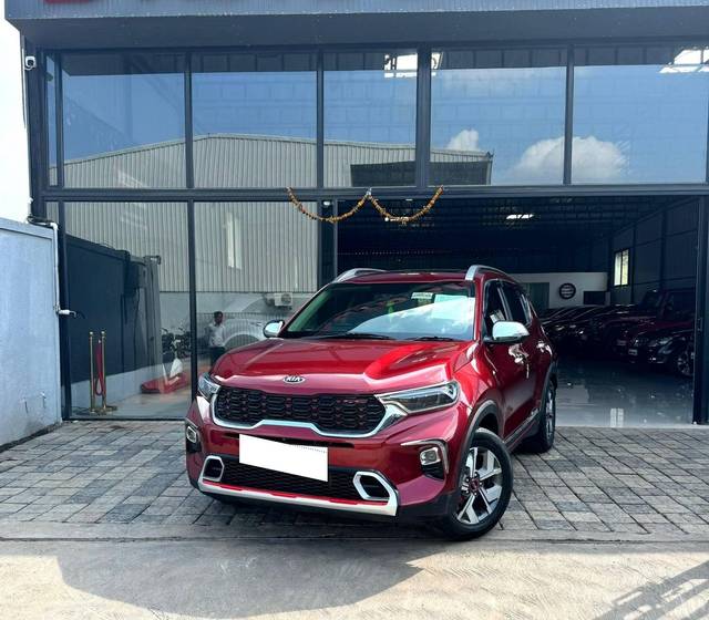 https://images10.gaadi.com/usedcar_image/4534765/original/processed_f5ee697b185cc743587939719f3faa05.jpg?imwidth=6401