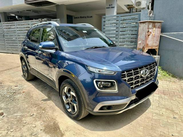 https://images10.gaadi.com/usedcar_image/4534771/original/processed_a668101e6e2124c938efd98b4f2e029c.jpg?imwidth=6400