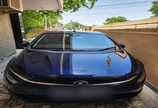https://images10.gaadi.com/usedcar_image/4534796/original/ca3288e4-37ed-47e8-845b-3faafb0d0032.?imwidth=6400