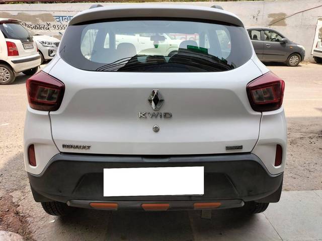 https://images10.gaadi.com/usedcar_image/4534833/original/processed_1d513113861a397a801231548338475c.jpg?imwidth=6402