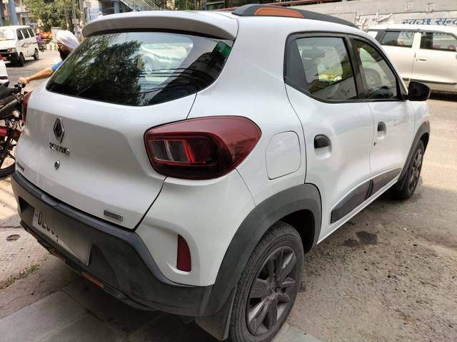 https://images10.gaadi.com/usedcar_image/4534833/original/processed_875a204f681d1d7da300fbaad1798ba5.jpg?imwidth=6401