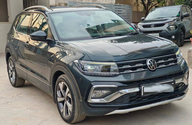 https://images10.gaadi.com/usedcar_image/4534842/original/996b5f8fb1bece2dfd5cb2629e0d2d52.jpg?imwidth=6400