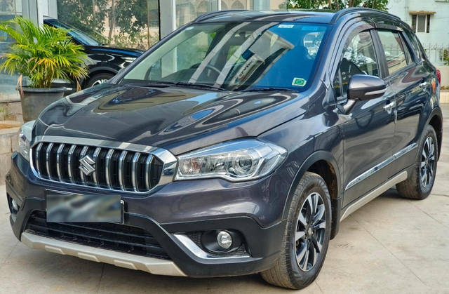https://images10.gaadi.com/usedcar_image/4534857/original/893483da74f9c3b75aa613e6c91cd974.jpg?imwidth=6401
