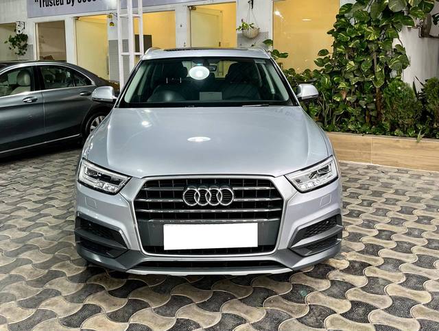 https://images10.gaadi.com/usedcar_image/4534868/original/processed_6006599f888577cea75ec416d0d5ee84.jpg?imwidth=6400