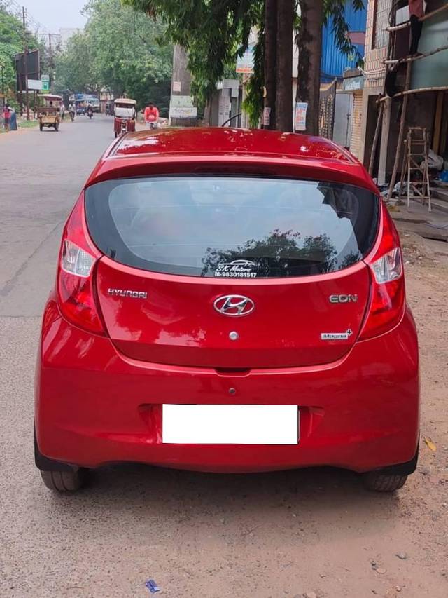 https://images10.gaadi.com/usedcar_image/4534876/original/processed_b51afd0ce6dad8f60ca742291e416d45.jpg?imwidth=6401