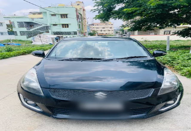 https://images10.gaadi.com/usedcar_image/4534925/original/4048edd1-6100-4eb5-877d-5b26bdac6da5.?imwidth=6400