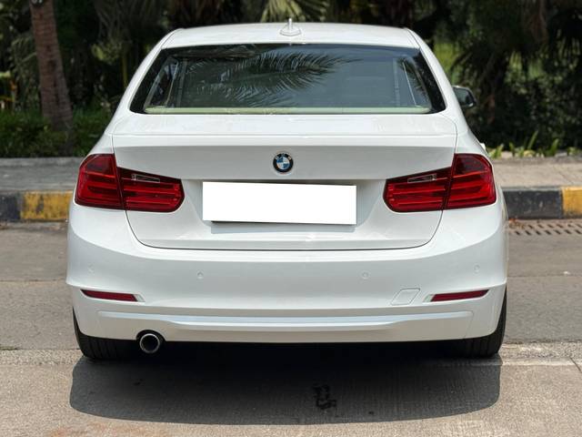 https://images10.gaadi.com/usedcar_image/4534927/original/processed_5ed46895835f3d3b3f51df8e2f8024e9.jpeg?imwidth=6402
