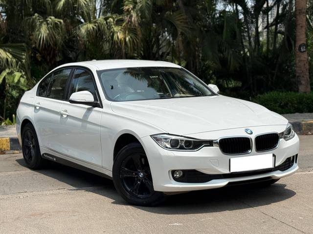 https://images10.gaadi.com/usedcar_image/4534927/original/processed_a90db31d524fee64d2603f527aed34aa.jpeg?imwidth=6400