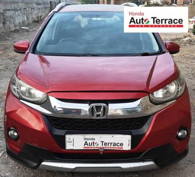 https://images10.gaadi.com/usedcar_image/4534955/original/56c1653a813bf387f00521c4fd9bdeb2.jpeg?imwidth=6400