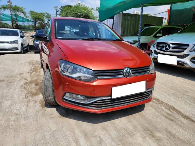 https://images10.gaadi.com/usedcar_image/4534975/original/processed_777add5e-eb83-45b1-995e-615f9b7c0198.jpg?imwidth=6400