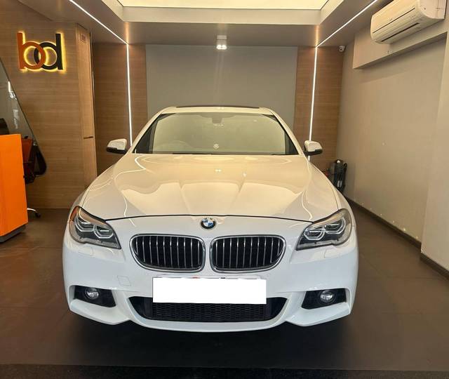 https://images10.gaadi.com/usedcar_image/4534984/original/processed_2023a0ef84f2e826df9429a14b97d0bf.jpeg?imwidth=6400