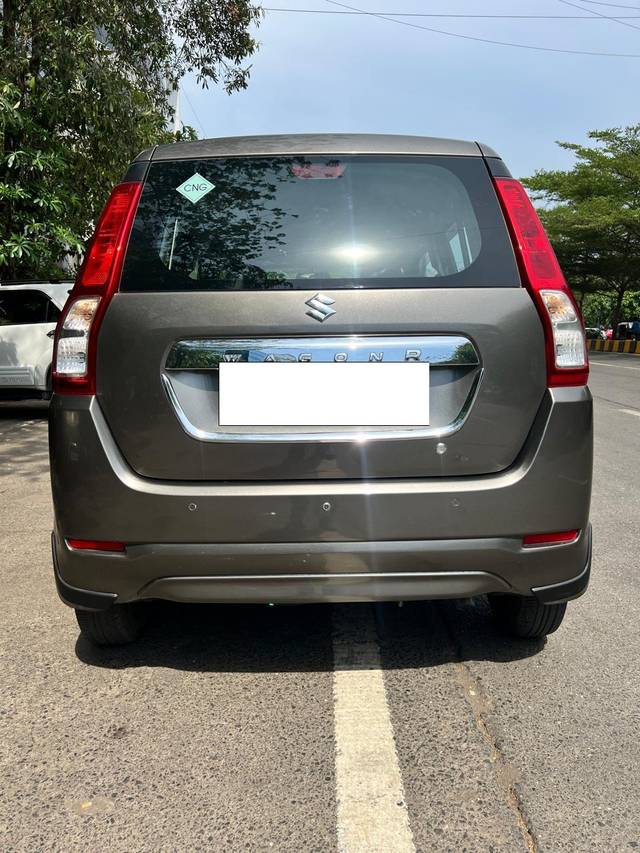 https://images10.gaadi.com/usedcar_image/4534988/original/processed_2d7f252dedde49536ee687b43ddaa627.jpg?imwidth=6402