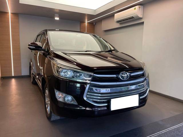 https://images10.gaadi.com/usedcar_image/4534993/original/processed_b2758aae9fc2789c60e0717284851cc8.jpeg?imwidth=6401