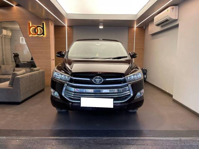 https://images10.gaadi.com/usedcar_image/4534993/original/processed_b978abd3023eaae2975917fa56ab33c6.jpeg?imwidth=6400