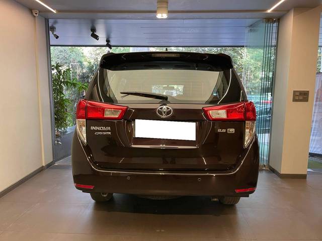 https://images10.gaadi.com/usedcar_image/4534993/original/processed_ece1293f0c9c2f53be9993bccb694ec3.jpeg?imwidth=6402