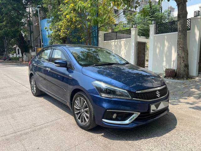 https://images10.gaadi.com/usedcar_image/4535073/original/96fe2d60d04714f81c67565b3f592152.jpg?imwidth=6400
