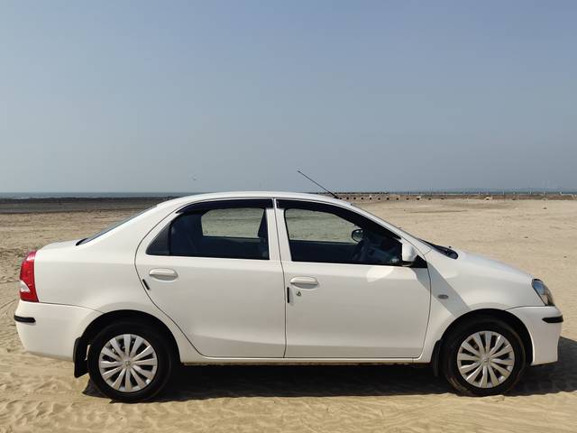 https://images10.gaadi.com/usedcar_image/4535090/original/48addbd0194c75e4d2a7d367fdde0081.jpg?imwidth=6401
