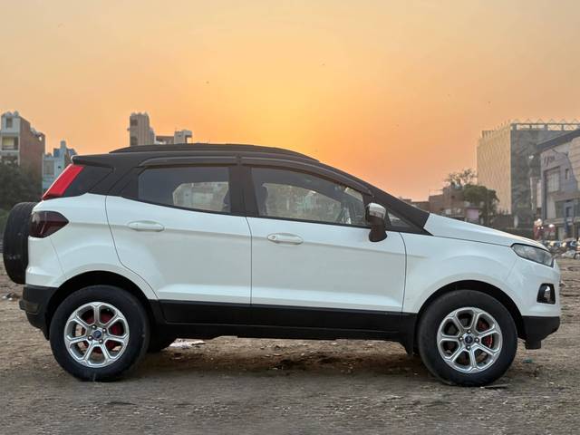 https://images10.gaadi.com/usedcar_image/4535092/original/processed_b380203f2ceed4b6afecde4fd20a9d9b.jpeg?imwidth=6401