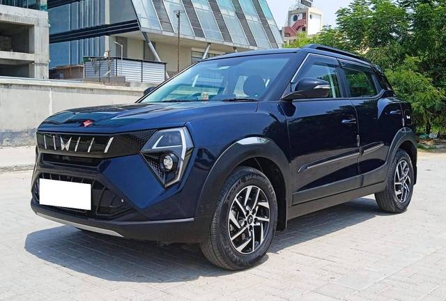 https://images10.gaadi.com/usedcar_image/4535095/original/processed_4ea44d3f79129ace2780c4d301adf976.jpg?imwidth=6400