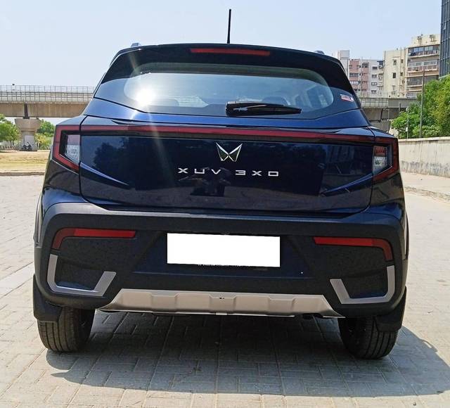 https://images10.gaadi.com/usedcar_image/4535095/original/processed_e7c3eb701b0f68be6a84fb27e6a3a53d.jpg?imwidth=6401
