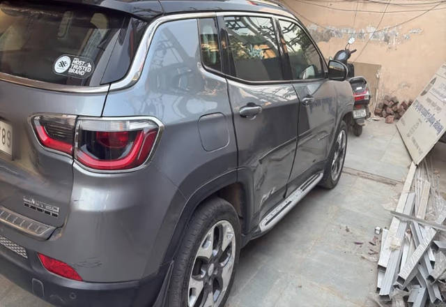 https://images10.gaadi.com/usedcar_image/4535119/original/074704a2-2837-447b-8569-b695a52f7c87.?imwidth=6401