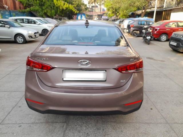https://images10.gaadi.com/usedcar_image/4535130/original/processed_36f6d3fbe807306da12000c9942b20c2.jpeg?imwidth=6402
