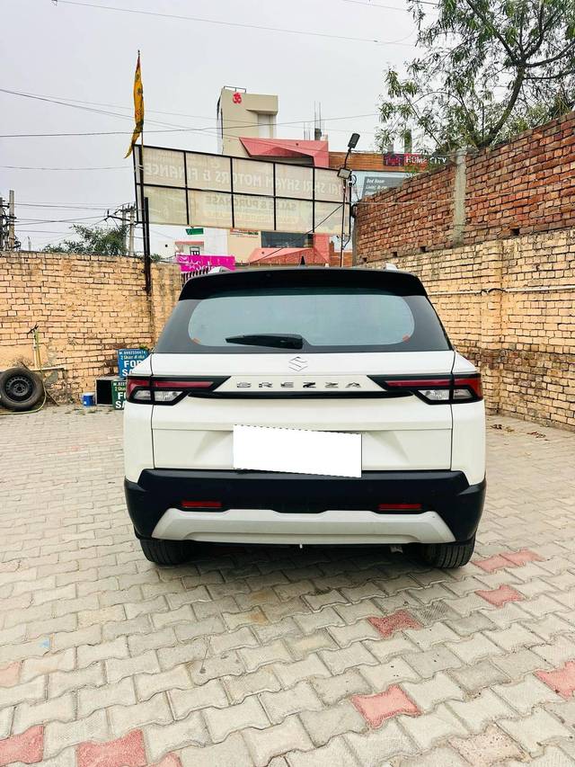 https://images10.gaadi.com/usedcar_image/4535137/original/processed_f8a5f729ca40a1c291d0212fc7c5bf6f.jpeg?imwidth=6401