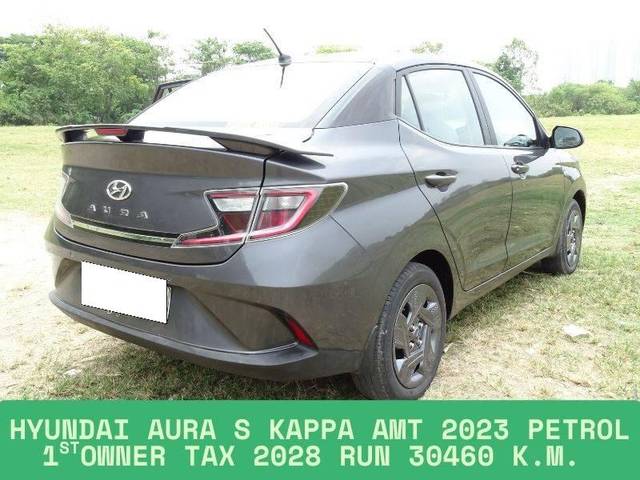 https://images10.gaadi.com/usedcar_image/4535194/original/processed_075aab968b2456aa4ed152c52181a88d.jpeg?imwidth=6402