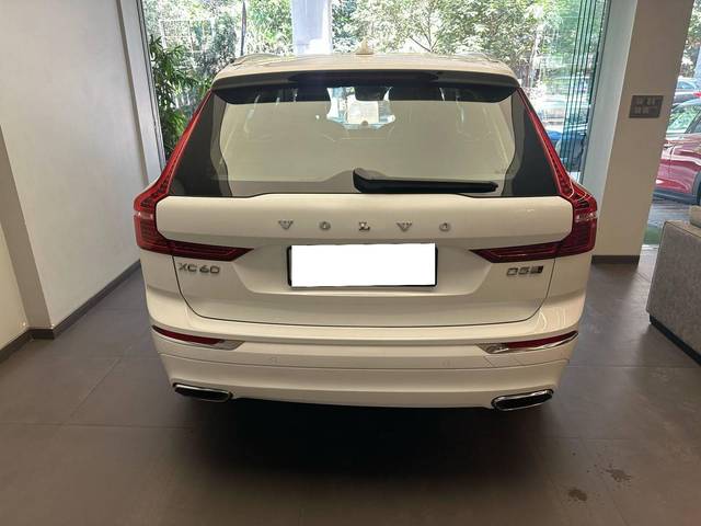 https://images10.gaadi.com/usedcar_image/4535198/original/processed_10b9a32d330bad2d961609e2436a5639.jpeg?imwidth=6401