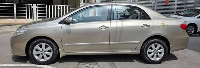 https://images10.gaadi.com/usedcar_image/4535225/original/processed_4a06d4137d1a3b8caf9fa39ca8702317.jpg?imwidth=6402
