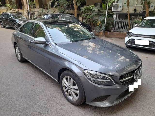 https://images10.gaadi.com/usedcar_image/4535232/original/processed_99af8476344b21c7a53eadc140cf85cb.jpeg?imwidth=6400