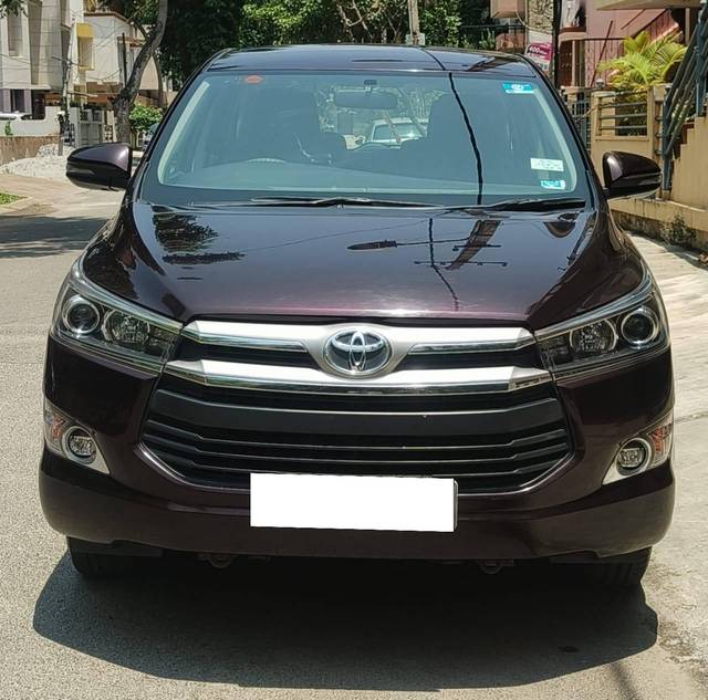 https://images10.gaadi.com/usedcar_image/4535234/original/processed_67f270428c9ad41486c57904f5141450.jpg?imwidth=6401