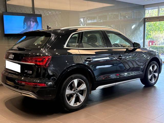 https://images10.gaadi.com/usedcar_image/4535251/original/processed_0d18fb4e8a3ecfcb17a3b27770178d3c.jpeg?imwidth=6401