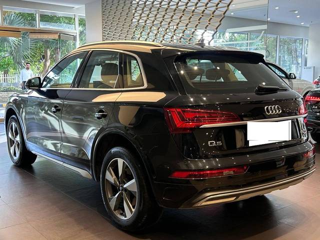 https://images10.gaadi.com/usedcar_image/4535251/original/processed_322daa55481da9727a721dbfea7ceba0.jpeg?imwidth=6400