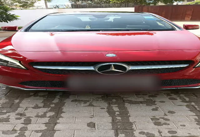 https://images10.gaadi.com/usedcar_image/4535322/original/acf16f85-760b-437f-9124-ecf13489daff.?imwidth=6400