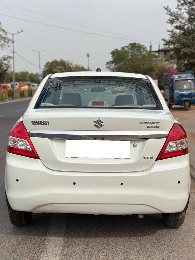 https://images10.gaadi.com/usedcar_image/4535359/original/processed_ec394da7852923b18ee069c4d57eb36a.jpg?imwidth=6402