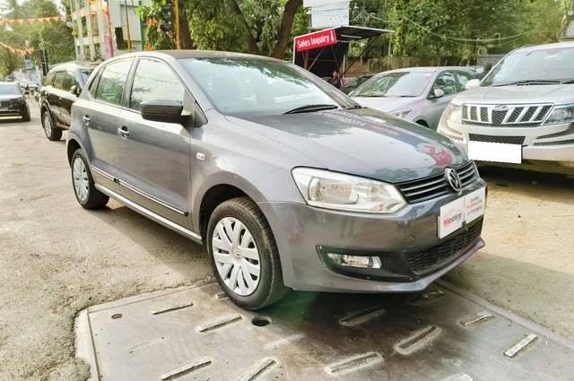 https://images10.gaadi.com/usedcar_image/4535395/original/processed_546ca4b257ae22d9b6f5ebf5eaa5e865.jpg?imwidth=6400