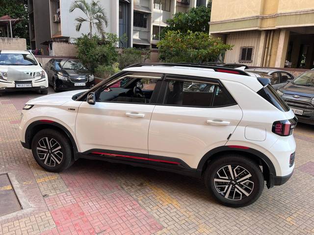 https://images10.gaadi.com/usedcar_image/4535405/original/processed_cacc4d75-4a1b-4a98-88ff-9339b1c76909.jpg?imwidth=6401