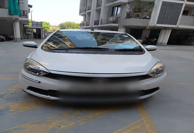 https://images10.gaadi.com/usedcar_image/4535412/original/b02c8d5d-2231-4248-a92d-748765e27b07.?imwidth=6401