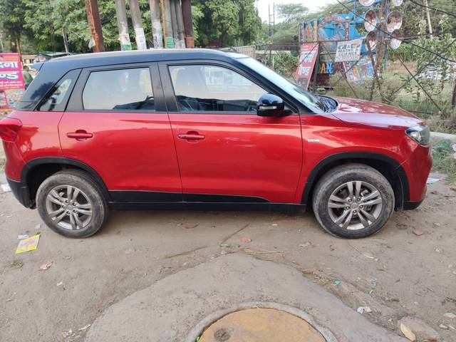 https://images10.gaadi.com/usedcar_image/4535438/original/processed_dd0d5386-b4f0-4cdd-a4a2-64b847749f0b.jpg?imwidth=6402
