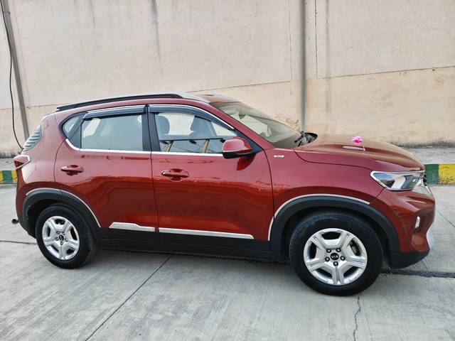 https://images10.gaadi.com/usedcar_image/4535451/original/23662e36bb5e2ef49d52a5be2f2e9486.jpg?imwidth=6401