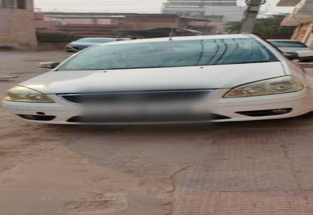 https://images10.gaadi.com/usedcar_image/4535479/original/e928518f-839b-495d-b28b-b96c93937cf1.?imwidth=6400