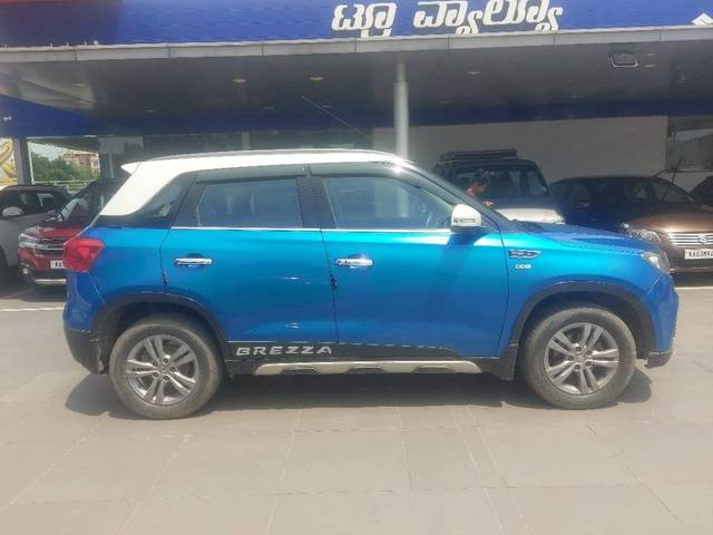https://images10.gaadi.com/usedcar_image/4535483/original/processed_98e4f348b534b801024b415b3dc5c17d.jpg?imwidth=6401