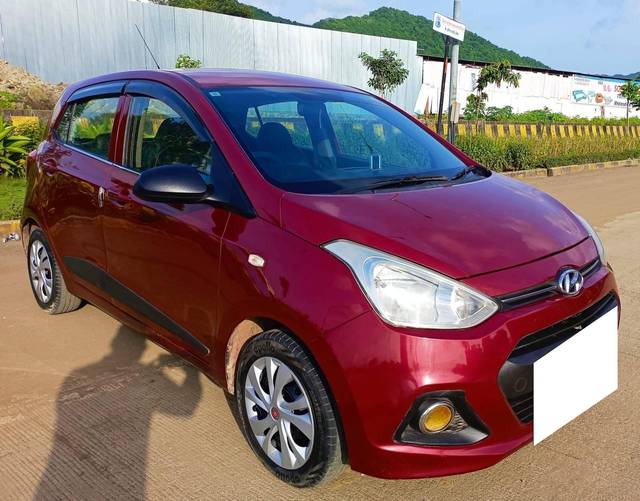 https://images10.gaadi.com/usedcar_image/4535516/original/processed_1690ba2b-3de6-44d9-8b66-7be3301c123c.jpg?imwidth=6400