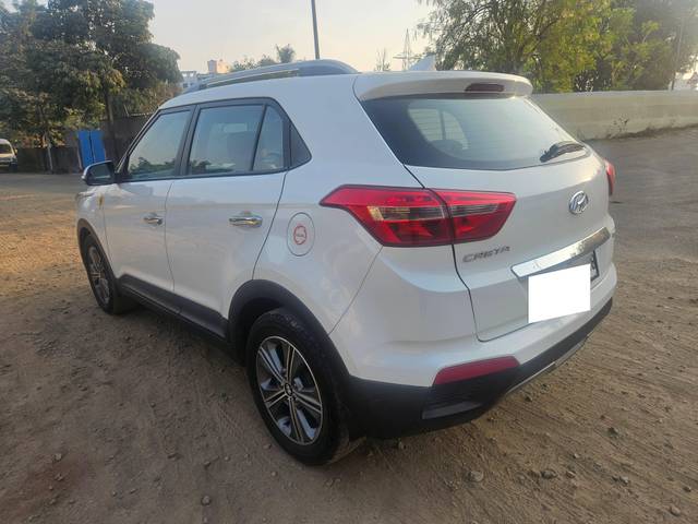 https://images10.gaadi.com/usedcar_image/4535525/original/processed_b9278cdd-7fdd-4525-93c3-ed6b240b7088.jpg?imwidth=6402